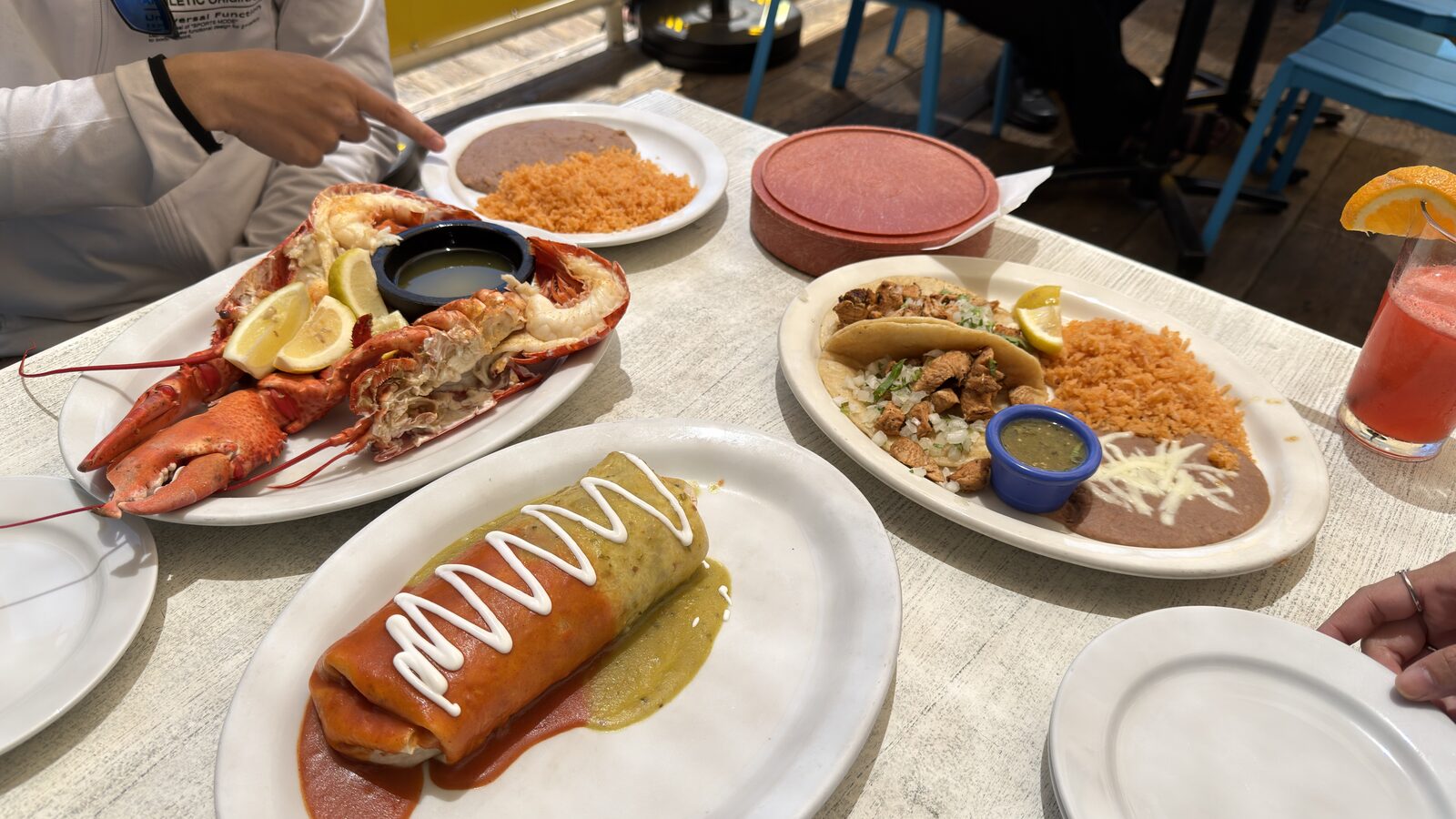 海邊的龍蝦午餐，6月7日